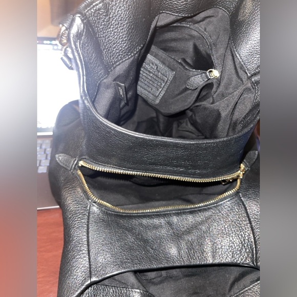 Coach Madison Phoebe Shoulder Bag EUC  2015 F35723 minimalist dark academia posh - Picture 12 of 15